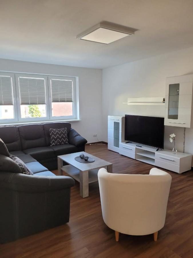 Schoene Einfache Ferienwohnung Zwischen Stadt Und Meer Wilhelmshaven Exterior foto