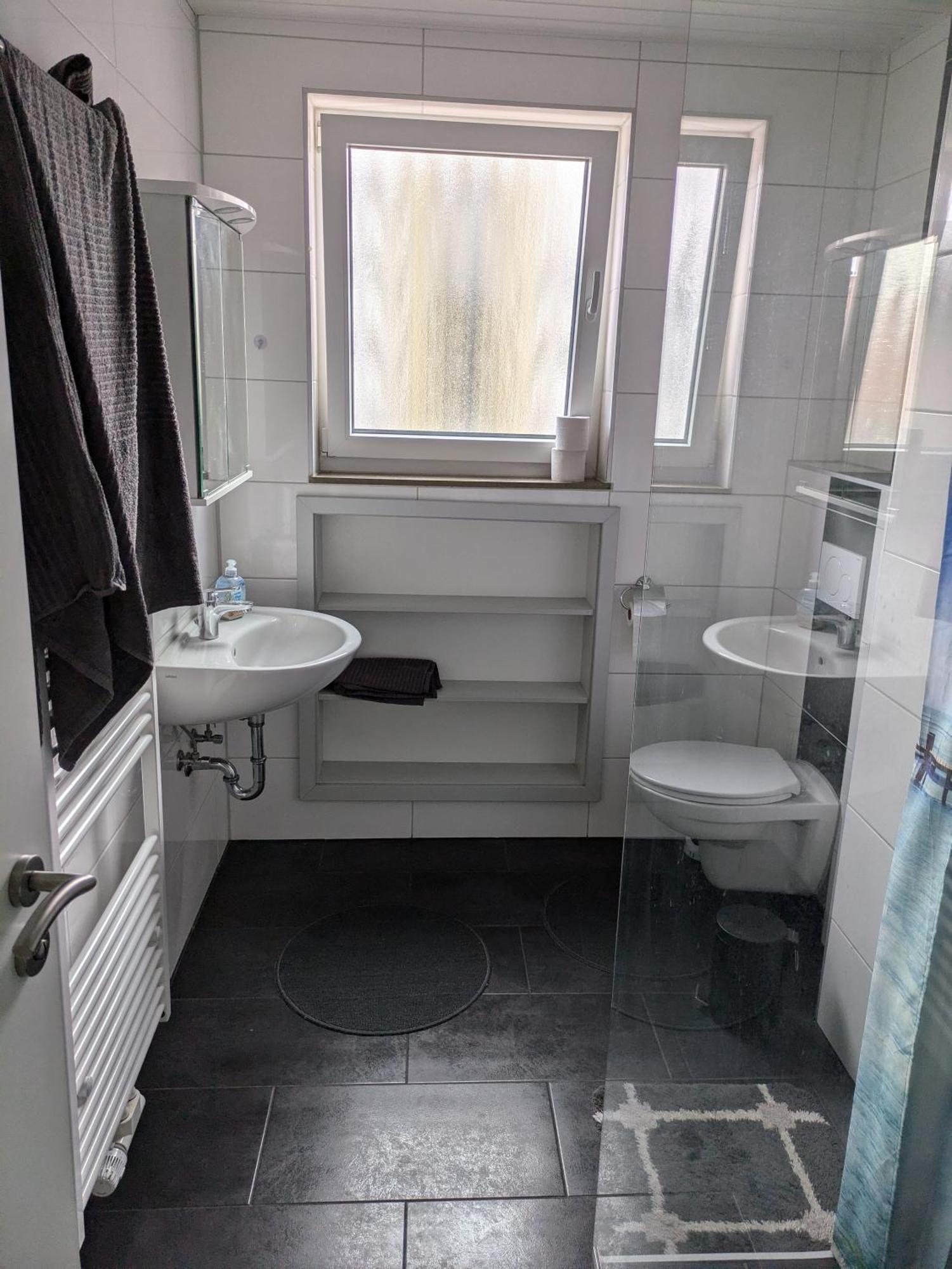 Schoene Einfache Ferienwohnung Zwischen Stadt Und Meer Wilhelmshaven Exterior foto